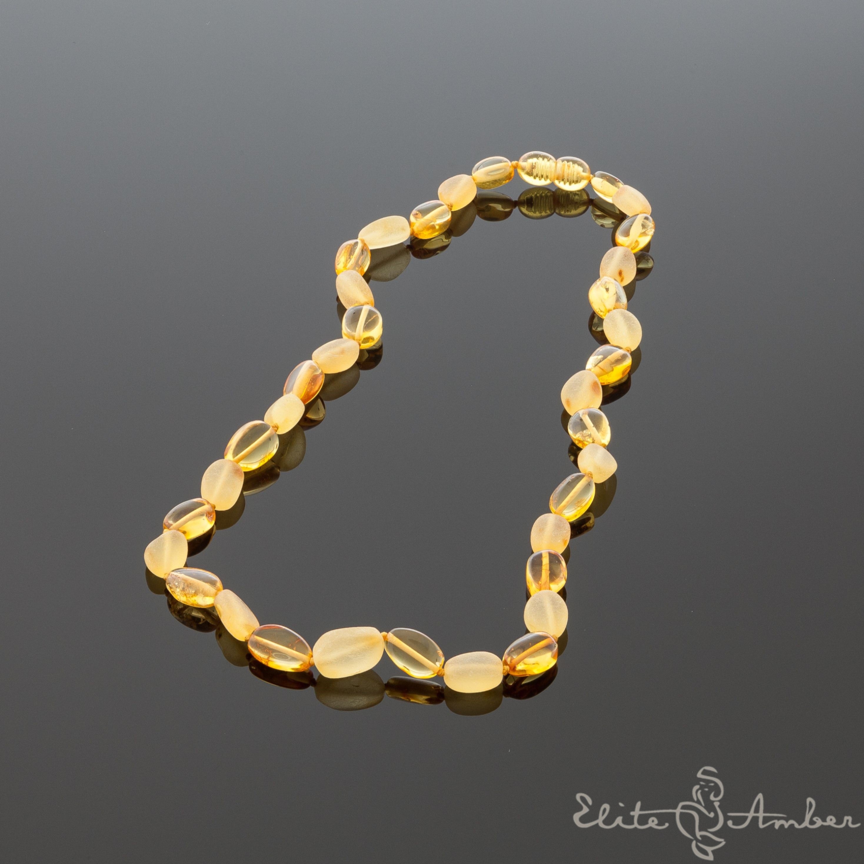 Amber necklace "Lemon amber pebble"